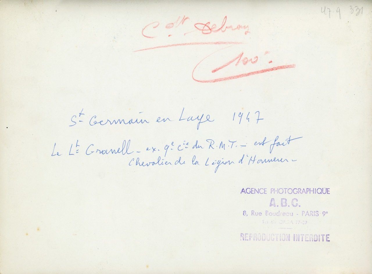 Inscription au dos de la photo Légion d'honneur 1947