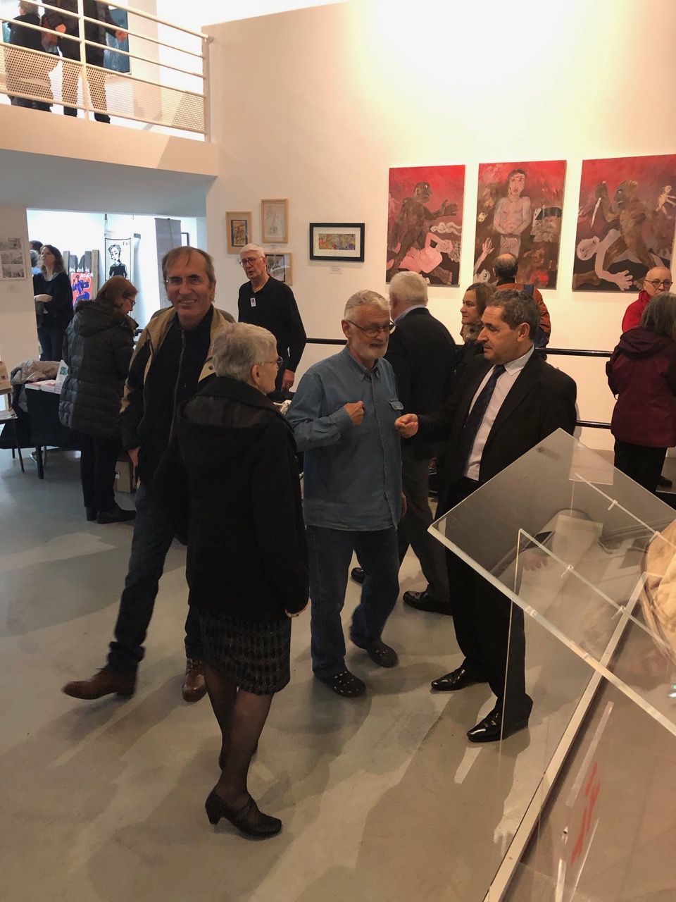 05 11 2019 Inauguration Cervantes Paris: Domingo le directeur, Angel et Véro