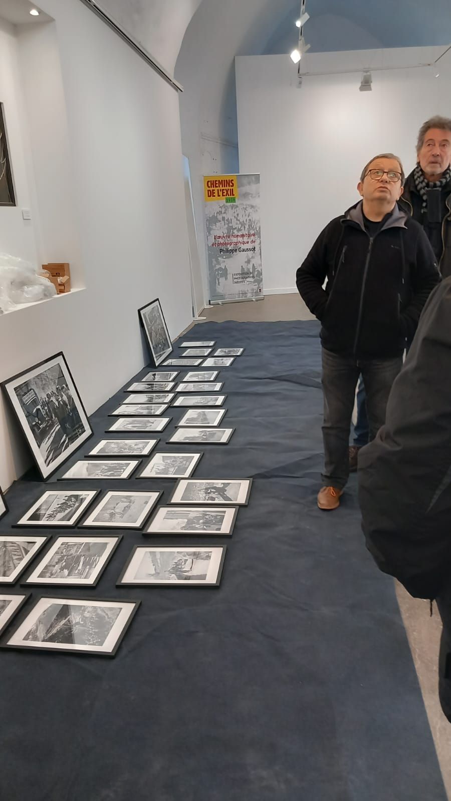 les cadres sélectionnés à terre