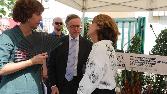 Ministre, Espagne globale et ambassadeur