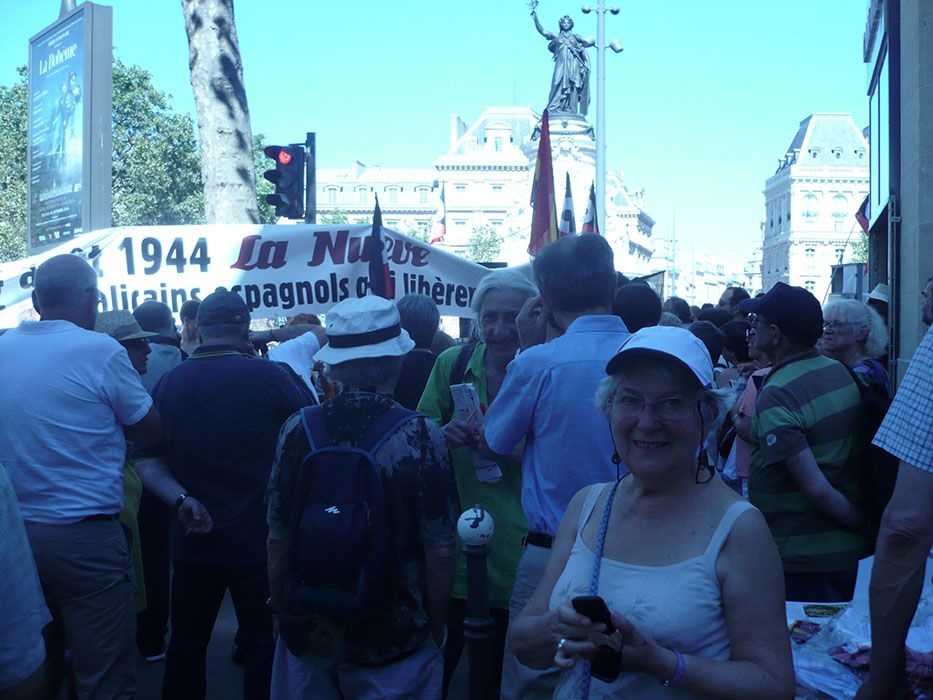 Barricade et rassemblement Place de la République