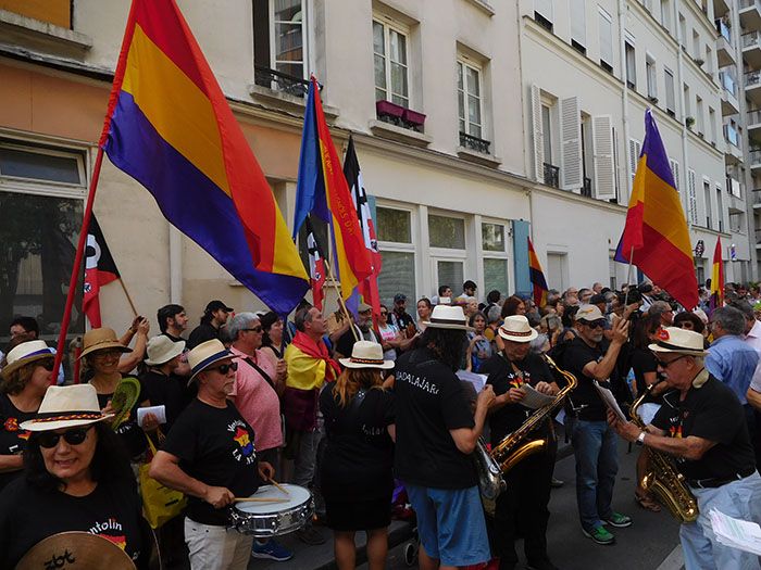 LES INSTRUMENTS S'ACCORDENT