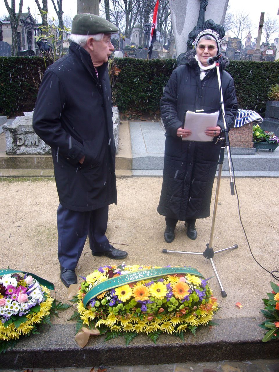 Hommage devant le monument de la FEDIP 9 février 2009