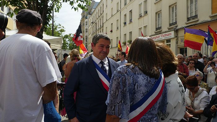 Le maire de l'arrondissement