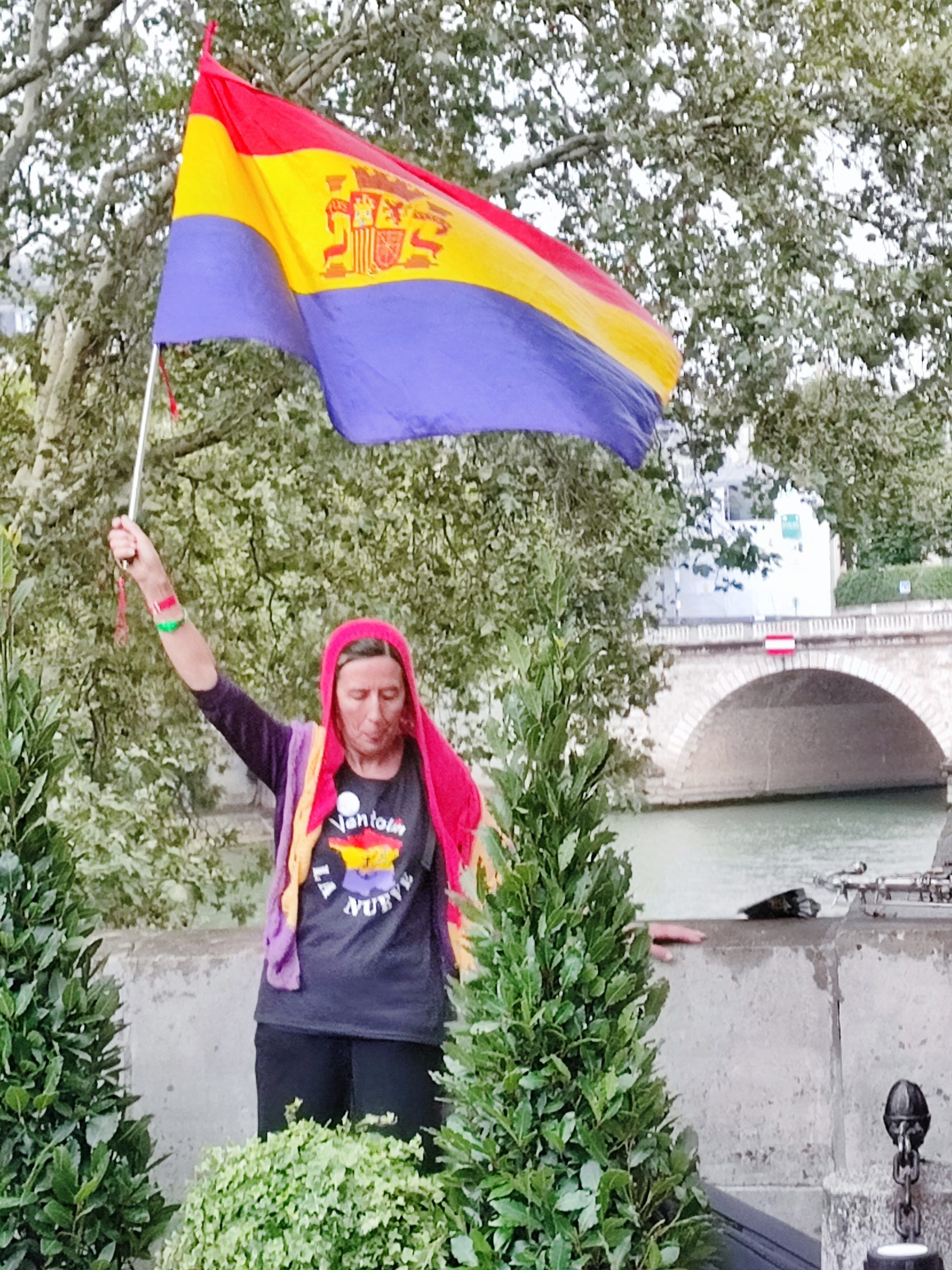 24 08 24 cérémonie officielle, La Nueve