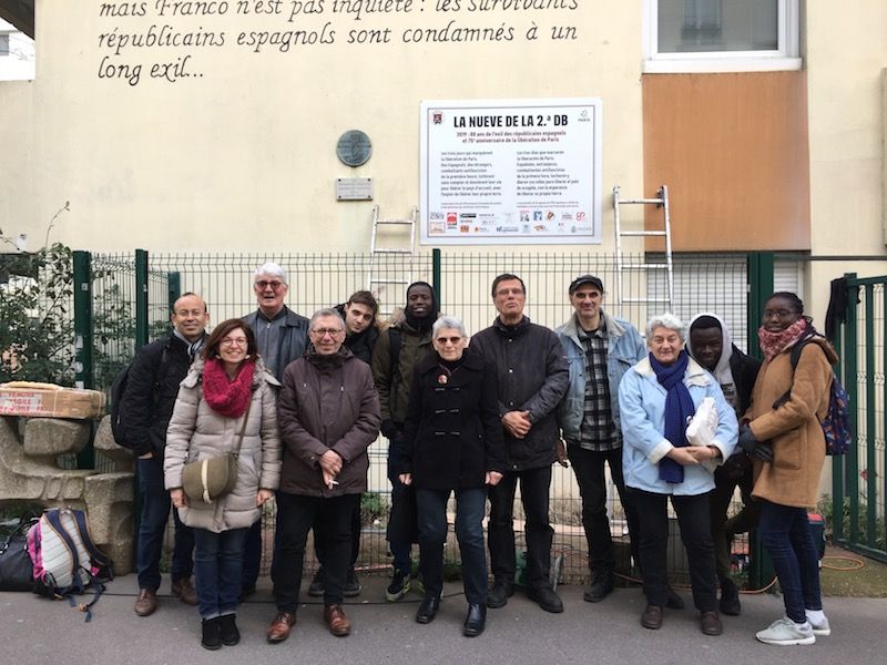 Le groupe poseurs/spectateurs