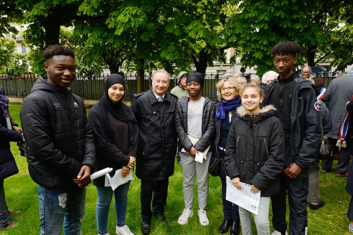Monsieur Le Maire de Choisy et sa jeunesse
